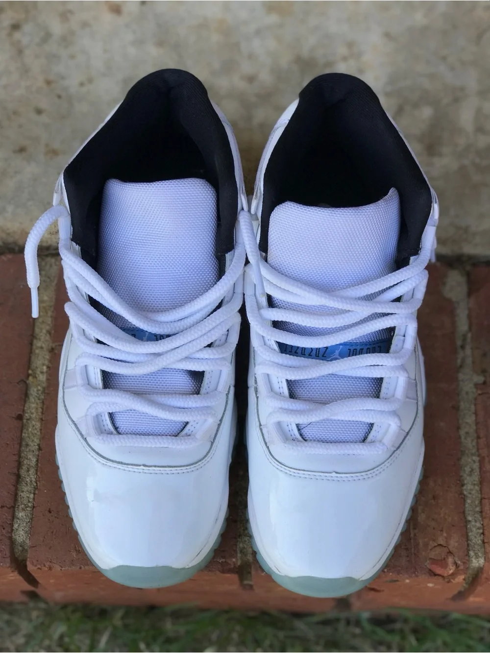 Air Jordan 11 Retro 2024 Legend Blue/Columbia Size 8.5